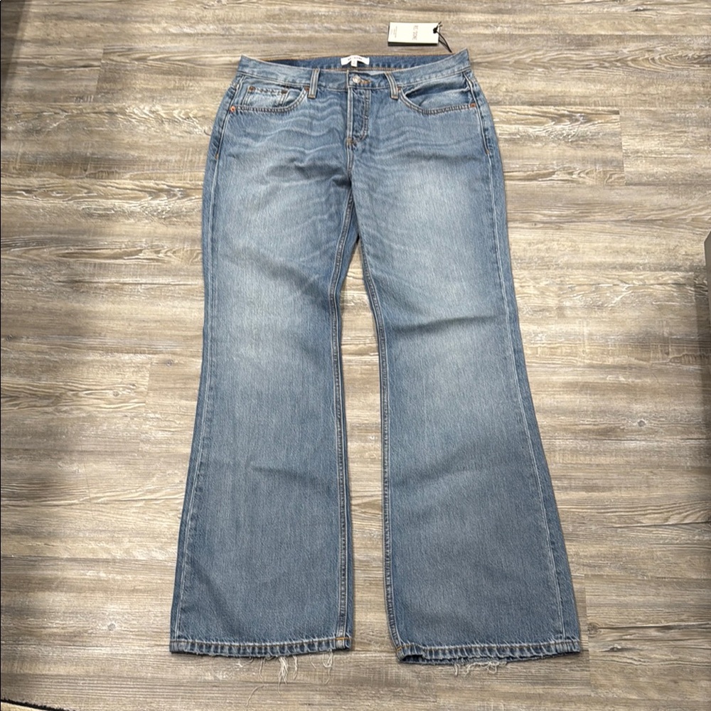 NWT Redone 70’s Ultra High Rise Stove Pipe jeans